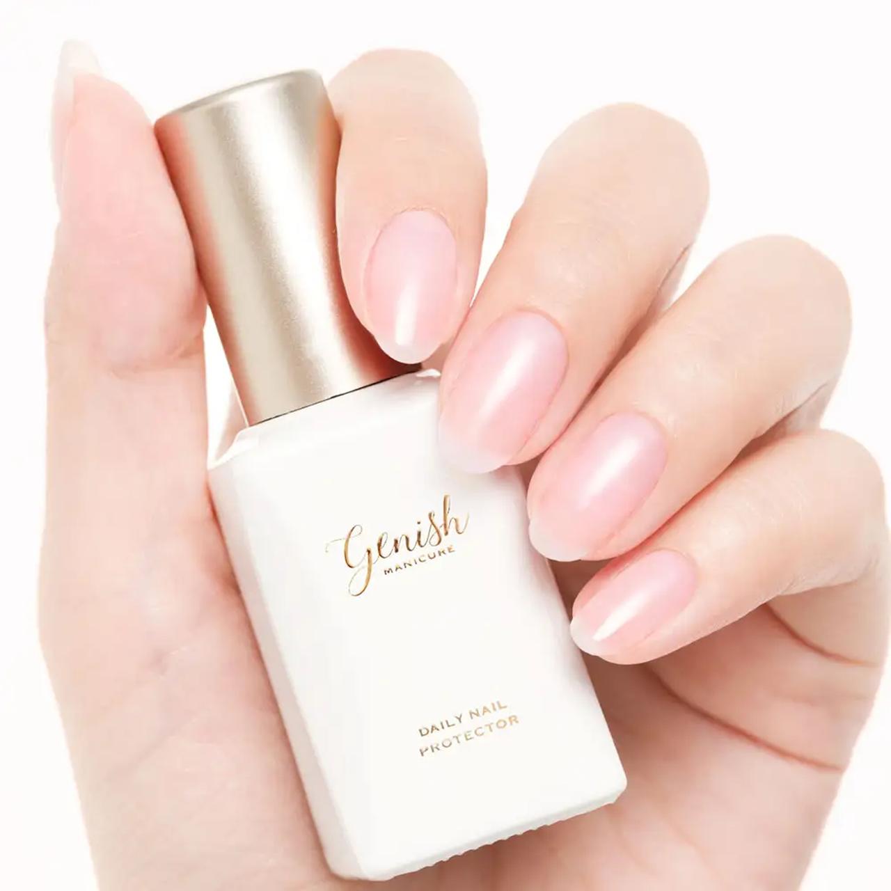 画像: 01. CLEAR(クリア) ナチュラルで清潔感のあるクリア ＊ベースやトップコートにも使用可能