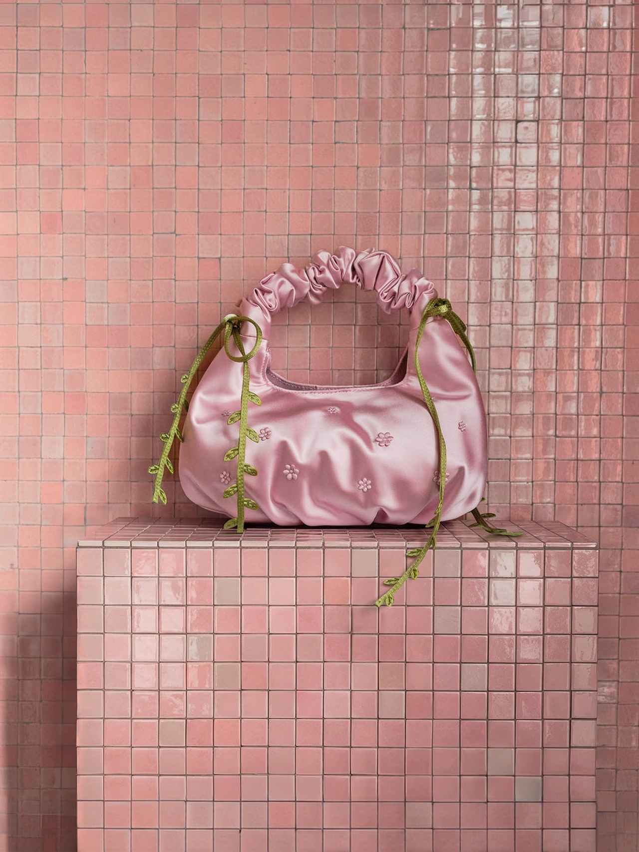 画像2: CHARLES & KEITH 2026年春コレクション発売　花開く季節をバッグ＆シューズで表現