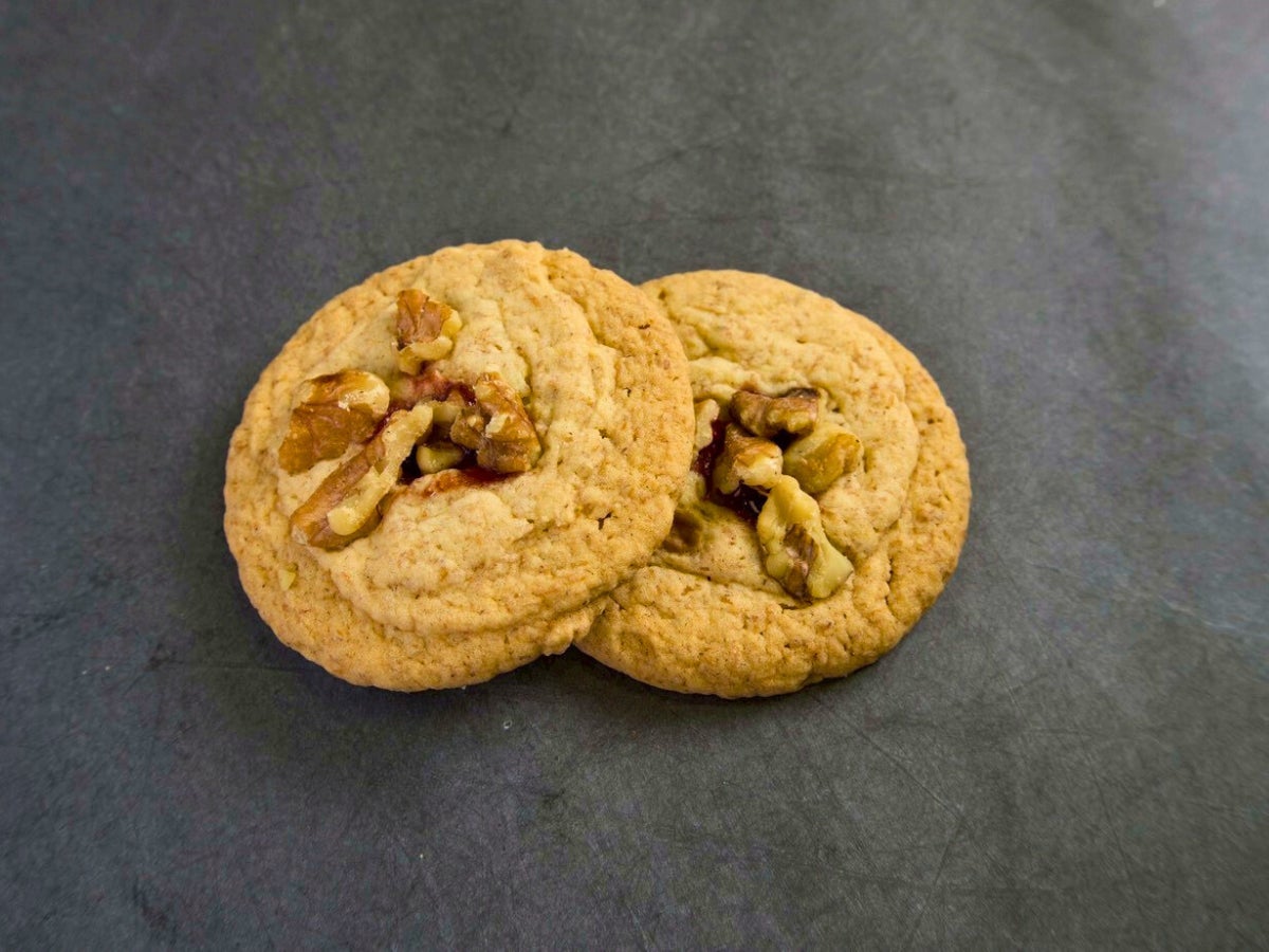 画像: ＜小山進…エスコヤマ＞くるみとふすまのクッキー