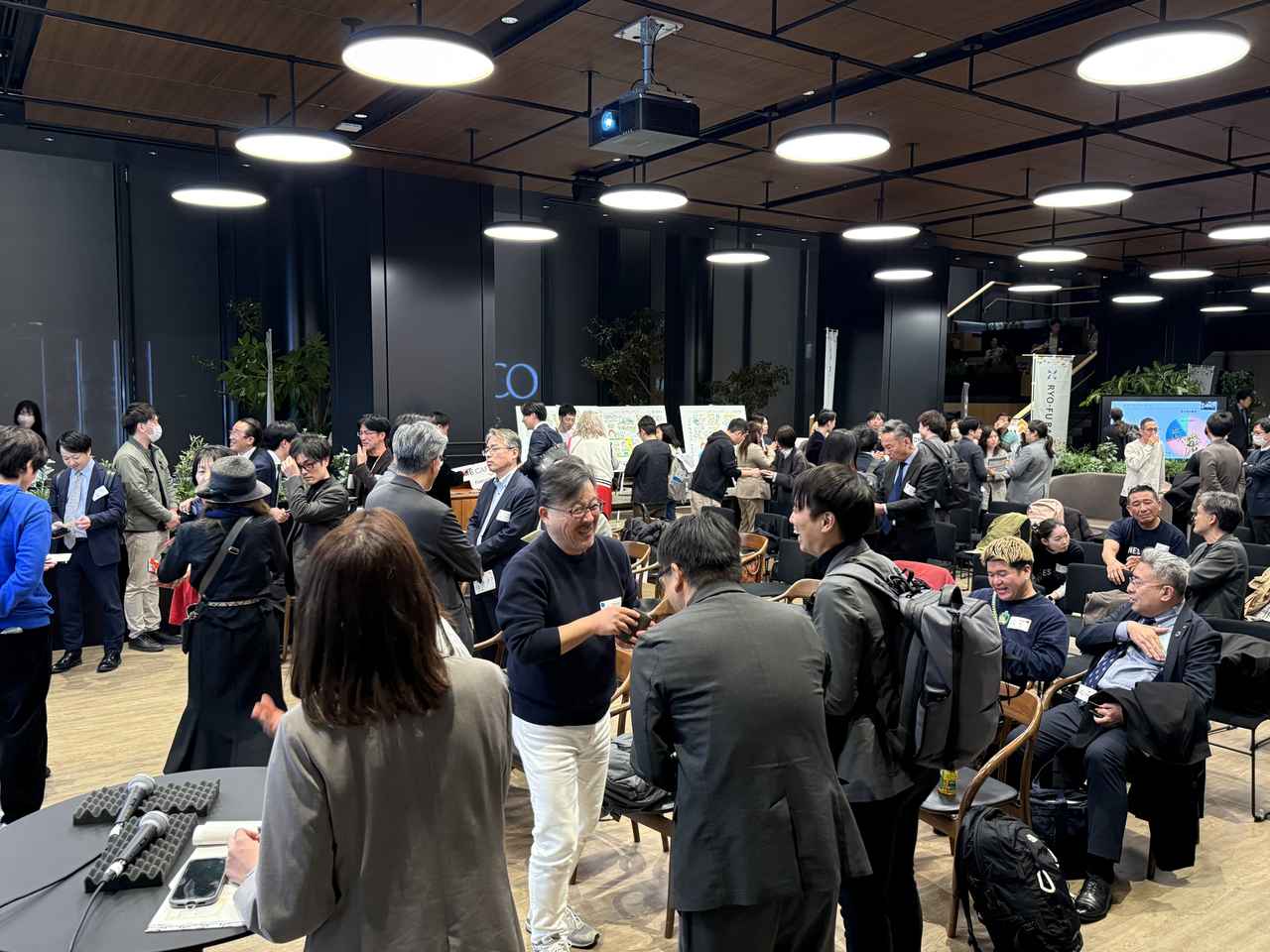 画像3: スタートアップ6社による熱いピッチ「MIRAI SHOWCASE」