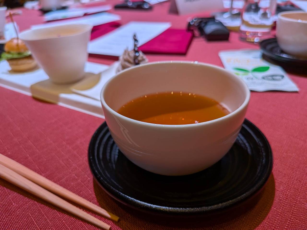 画像: 台湾茶「東方美人」