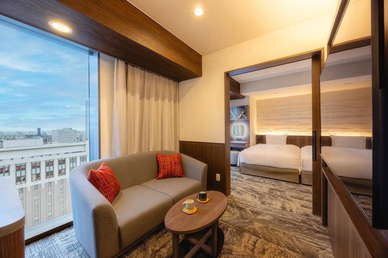 画像: デラックスツイン（コネクトツイン）／テーマ「吹雪」  広さ　30.00㎡　　定員　2名　　料金　38,500円～