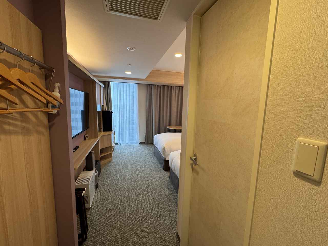 画像: 壁はラメ入り。キラキラしています