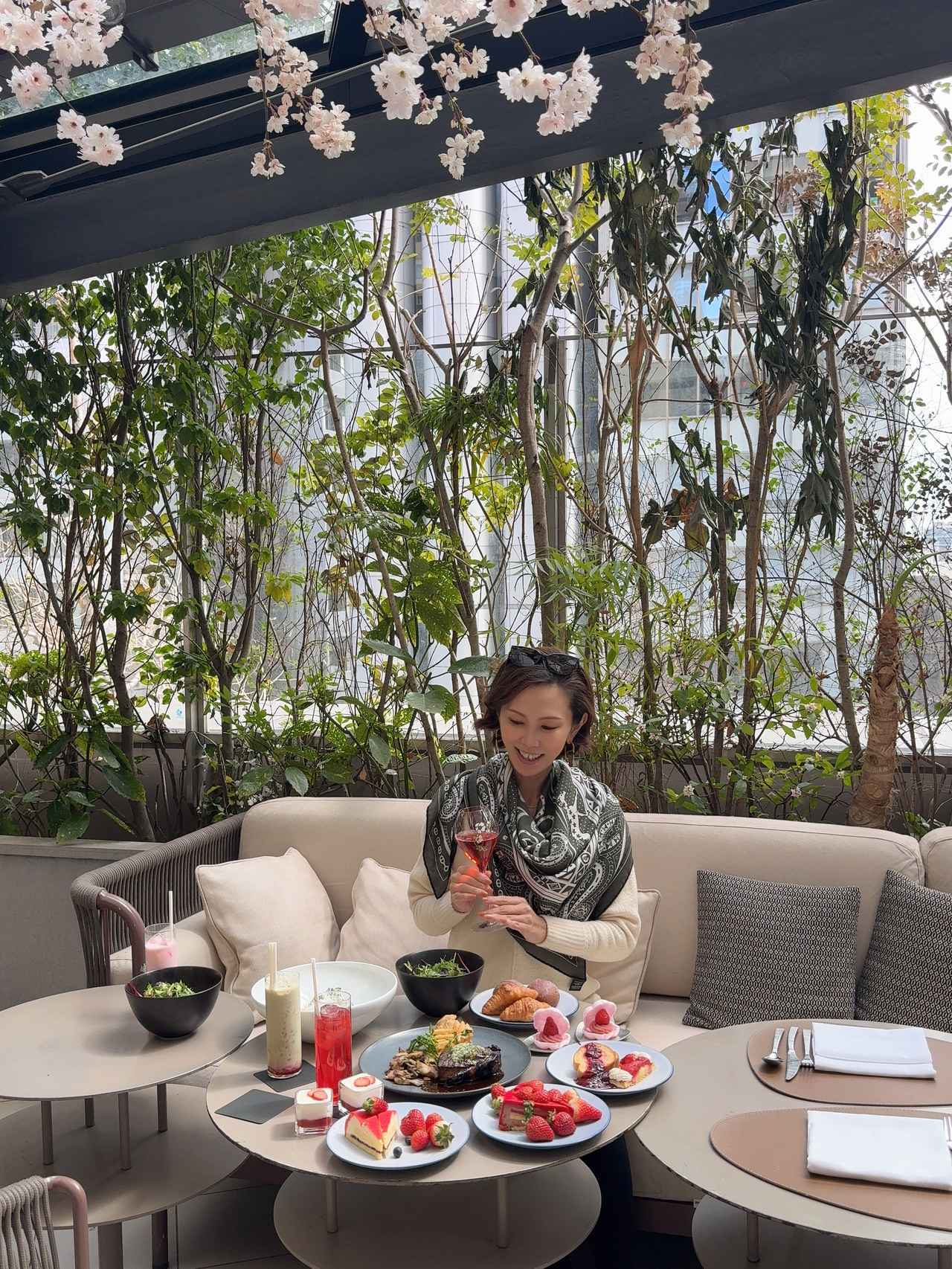 画像8: 春空テラスで“お花見気分”♡旬のいちごを味わうスイーツビュッフェ付きランチが期間限定で登場