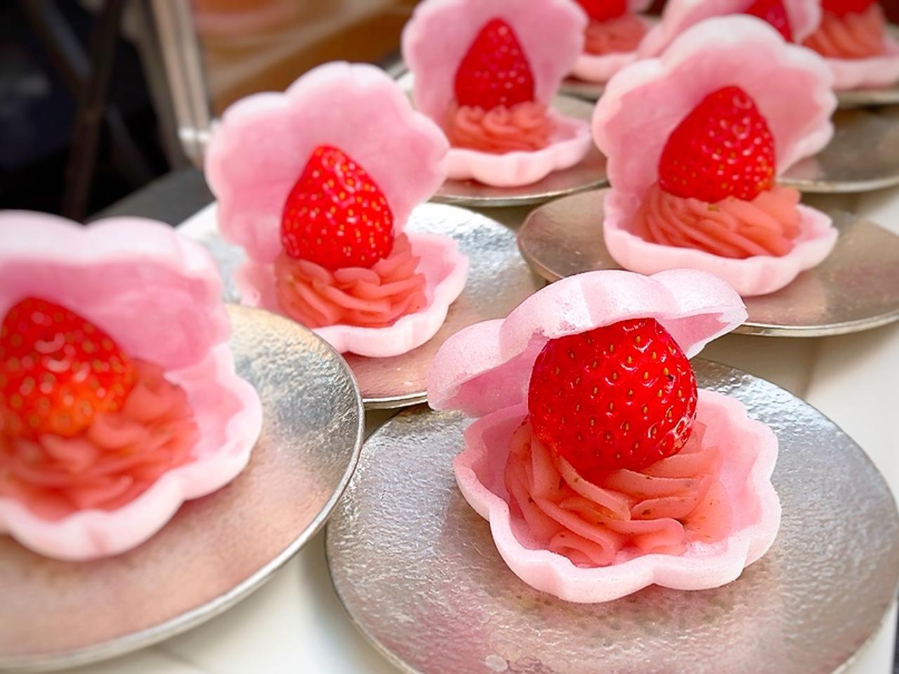 画像8: ホテルテラスでお花見気分♡春だけの特等席で、ストロベリースイーツビュッフェ付きのランチタイムはいかが？