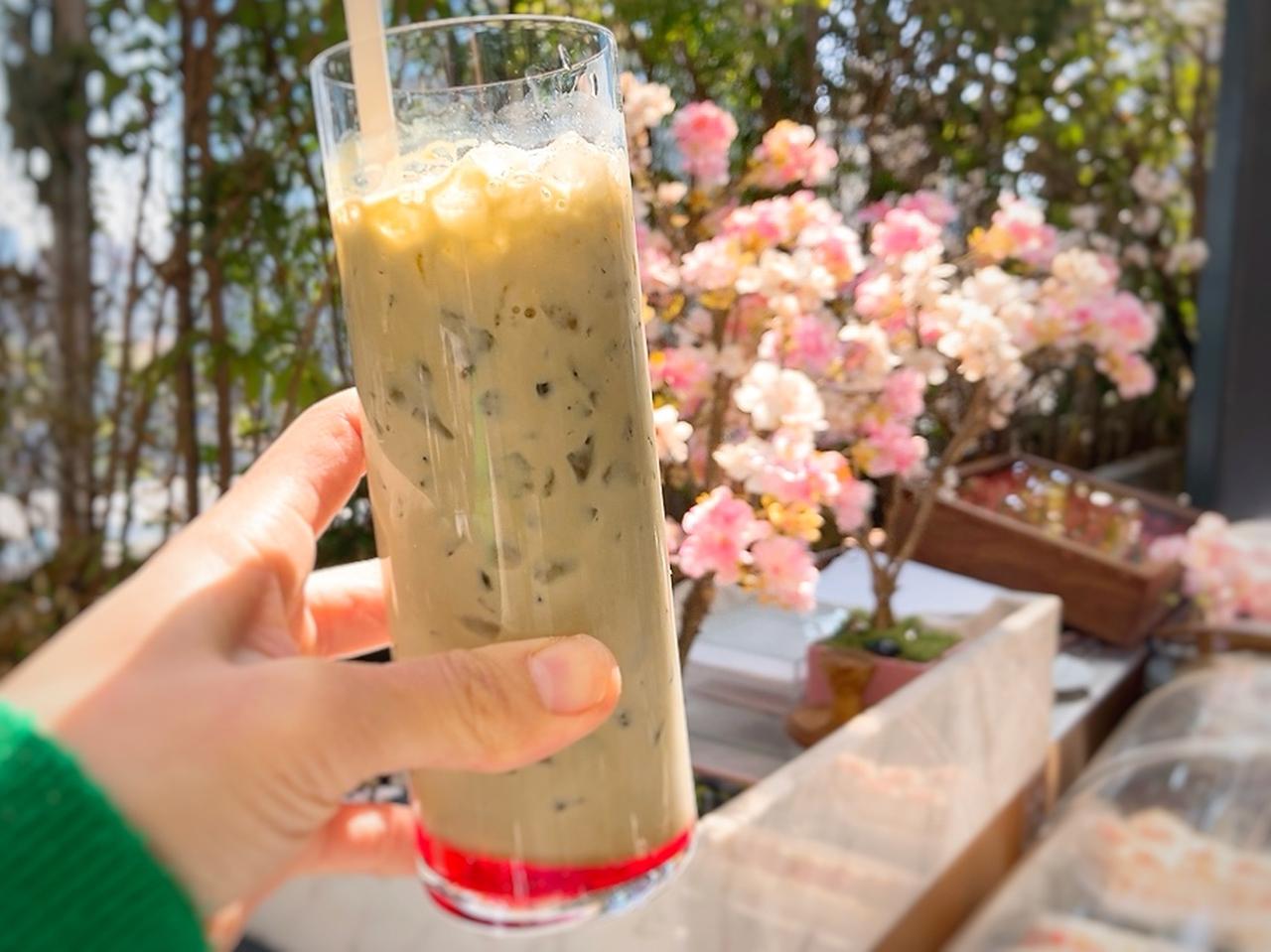 画像13: ホテルテラスでお花見気分♡春だけの特等席で、ストロベリースイーツビュッフェ付きのランチタイムはいかが？