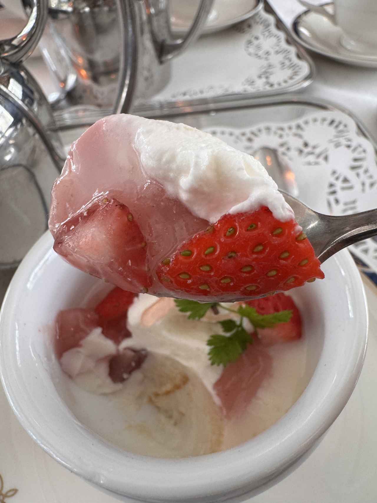 画像4: 時を旅する優雅なティータイム♡豪華サロンカー”オリエント急行”【箱根ラリック美術館】