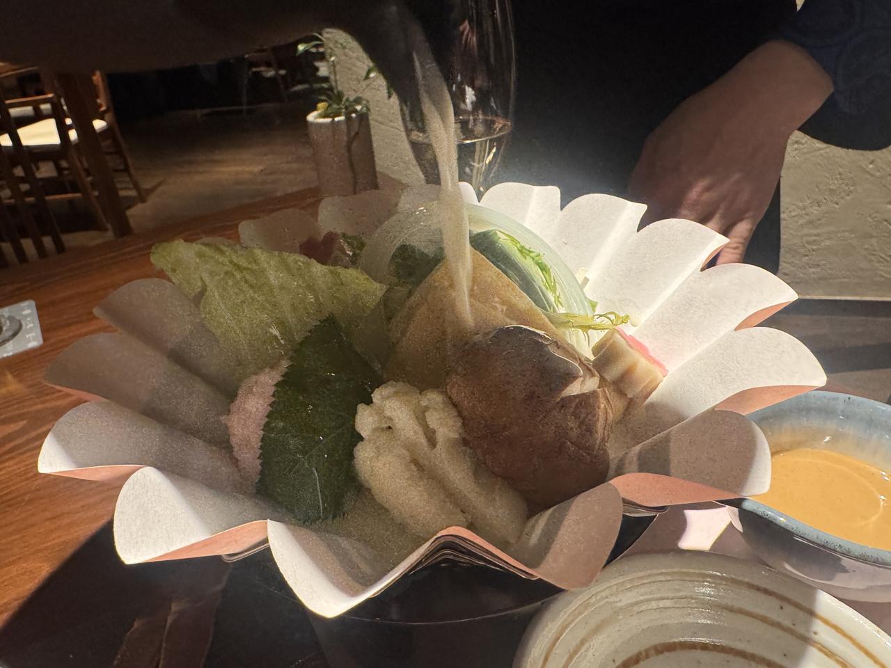 画像2: 身体がほっとほどける、蟹と合鴨の“豆乳鍋”