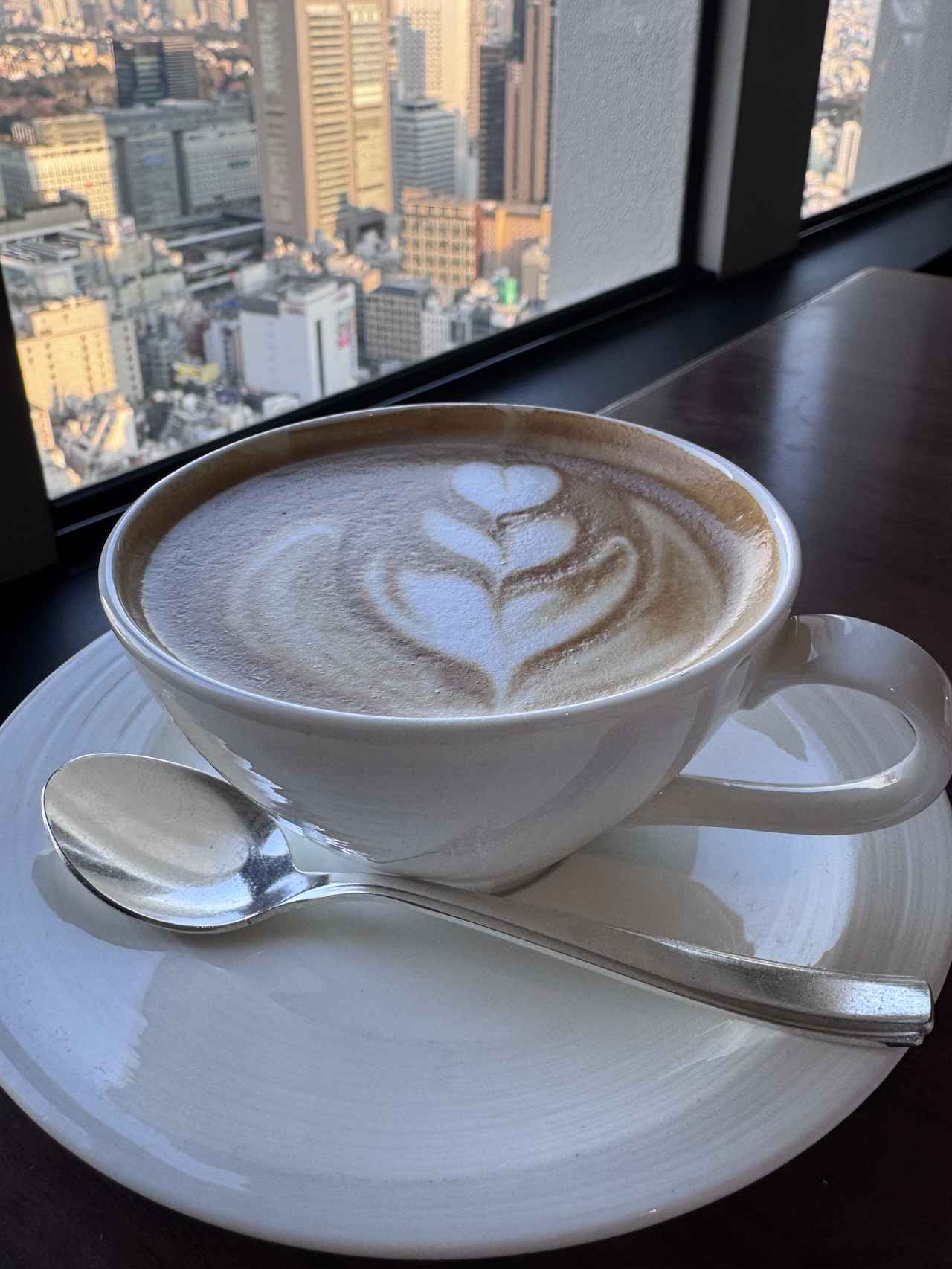 画像2: 桜の開花を旬の味覚で祝う♡春色アフタヌーンティー【京王プラザホテル】