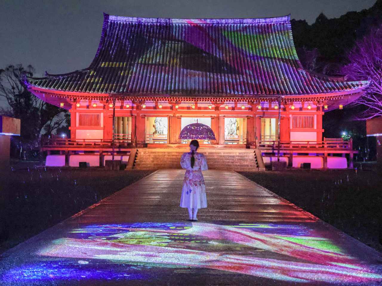 画像2: 国宝「金堂」桜絵巻