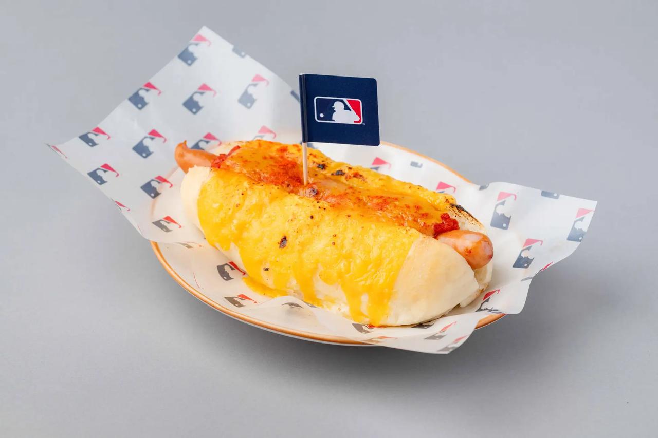 画像1: ⚫︎ケイジャンメルトホットドッグ｜¥1,100（税込）