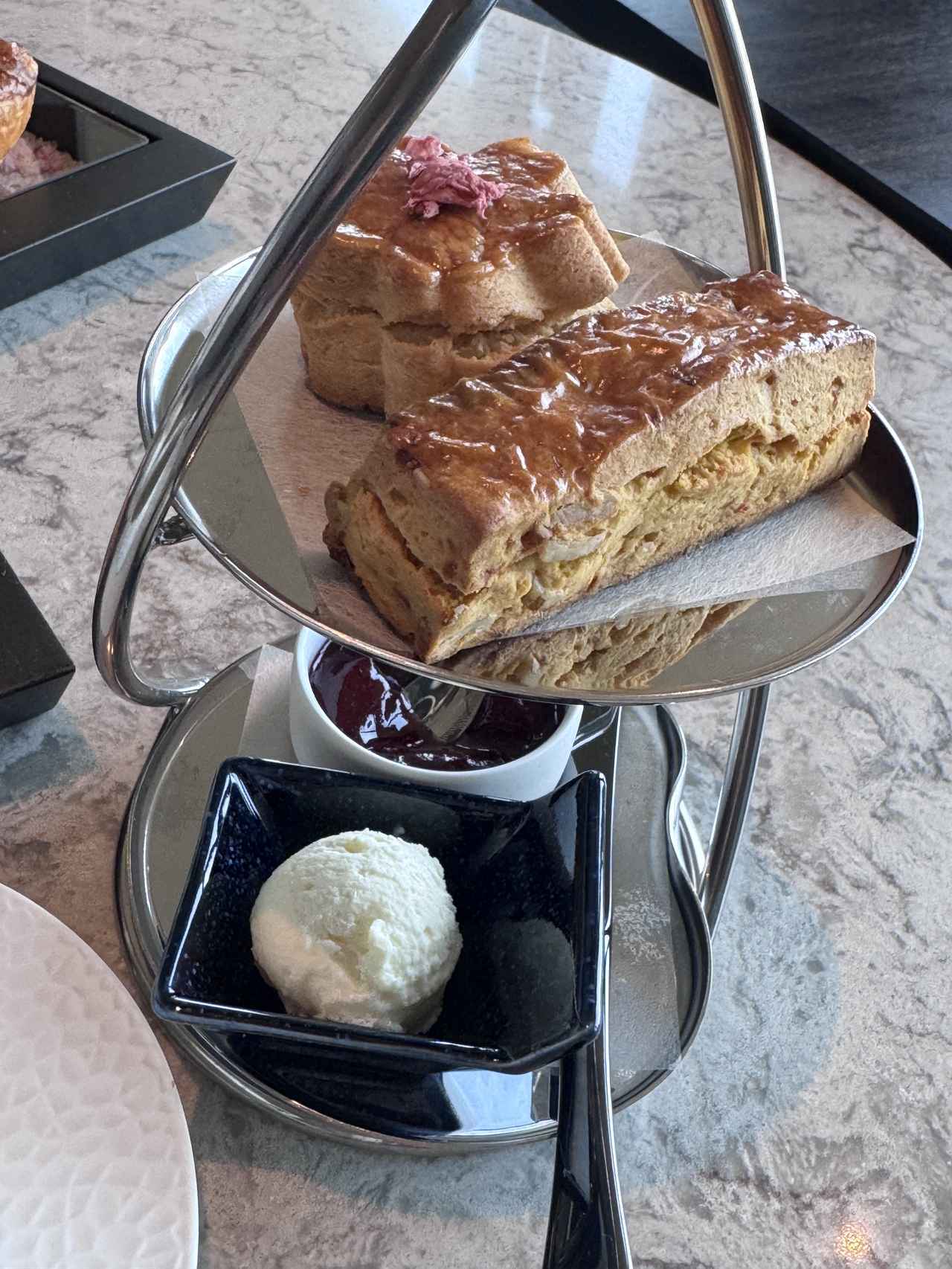 画像11: 旬の果実と野菜が彩る1日20食限定♡ベルスター東京45階で楽しむ春色の“SAKURAアフタヌーンティー”