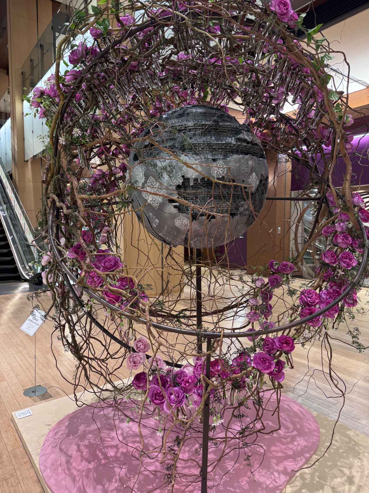 画像4: コアントローが奏でる“オレンジの旋律”♡東京ミッドタウンに12の花楽章が咲き誇るフラワーアートが登場