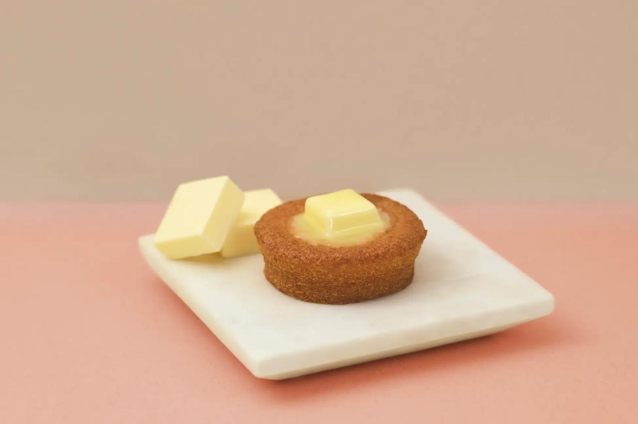 画像: ●追いバター（The BUTTER） バターを上にのせて約1分トースト。溶け出すコクがより深い味わいに。 ※必ず個包装から出してから温めてください