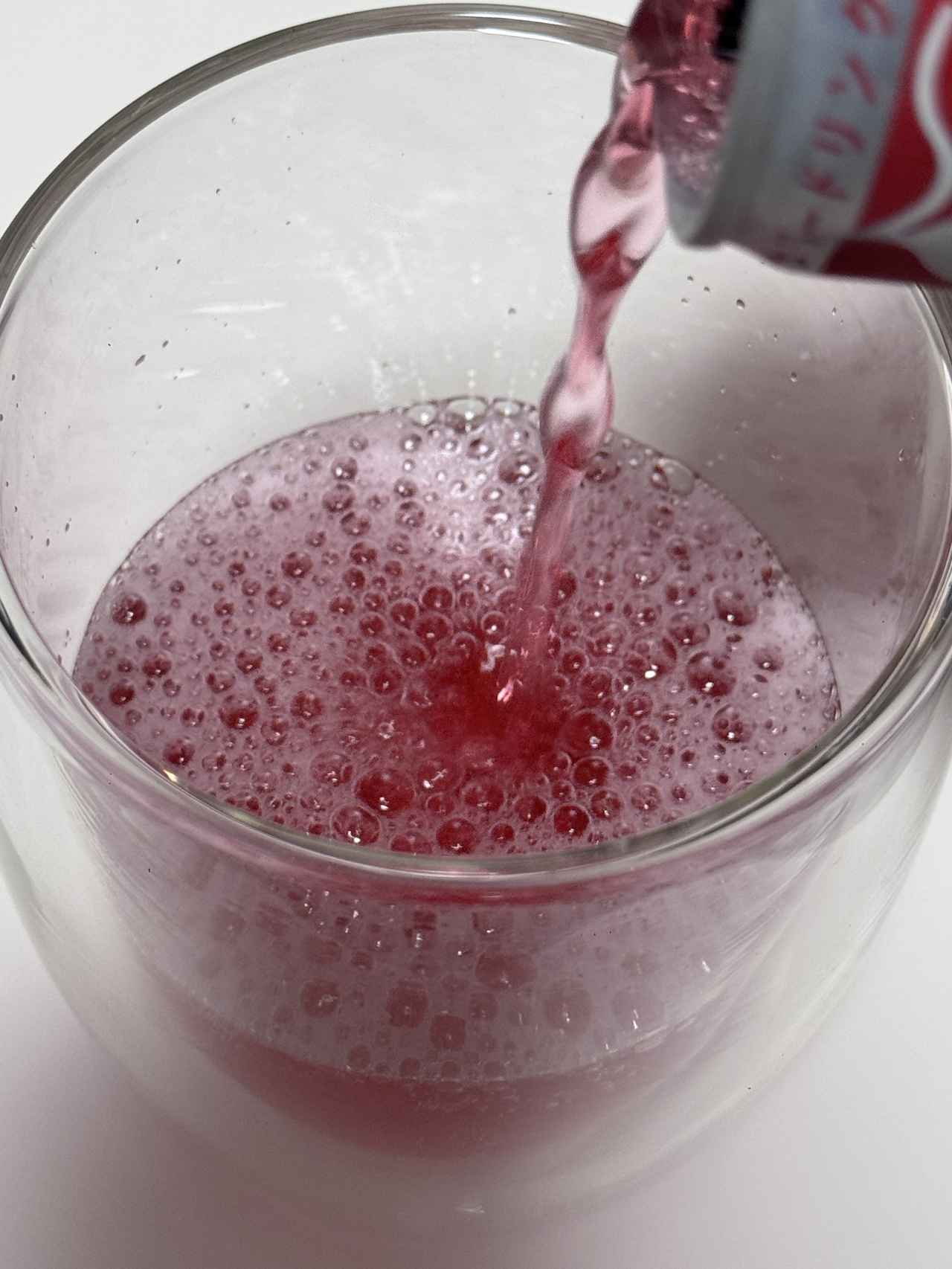 画像1: 春の訪れを告げる、華やかなさくらんぼの香り♡「レッドブル・エナジードリンク チェリーエディション」新登場