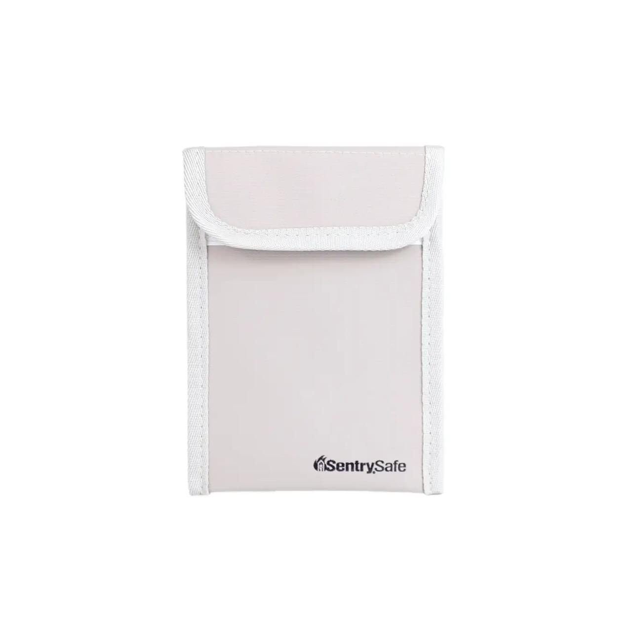 画像: 耐火・耐水 あんしんポーチ JFBWLZ1 (Sサイズ) モバイルバッテリーなどの発火リスクに備える耐火・耐水ポーチ。第三者機関での防爆試験・燃焼性試験をクリアした安心のポーチです。 ★スペック：耐火、耐水 本体：約130 x 180mm 内寸：約105 x 170mm 重さ：約95g 主素材：グラスファイバー(シリコンコーティング) 価格：オープン価格