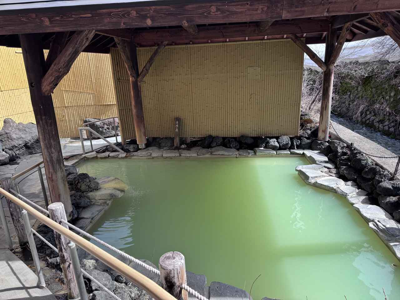 画像30: 「避粉地」天空の温泉で春のリトリート♡標高1,800m、花粉ストレスから解放される“白い春”へ