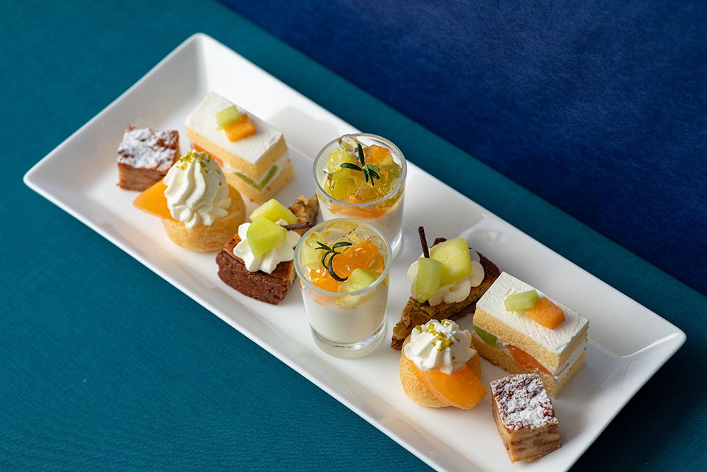 画像2: 地上100mの絶景とともに楽しむ初夏の贅沢。「メロンアフタヌーンティー」登場