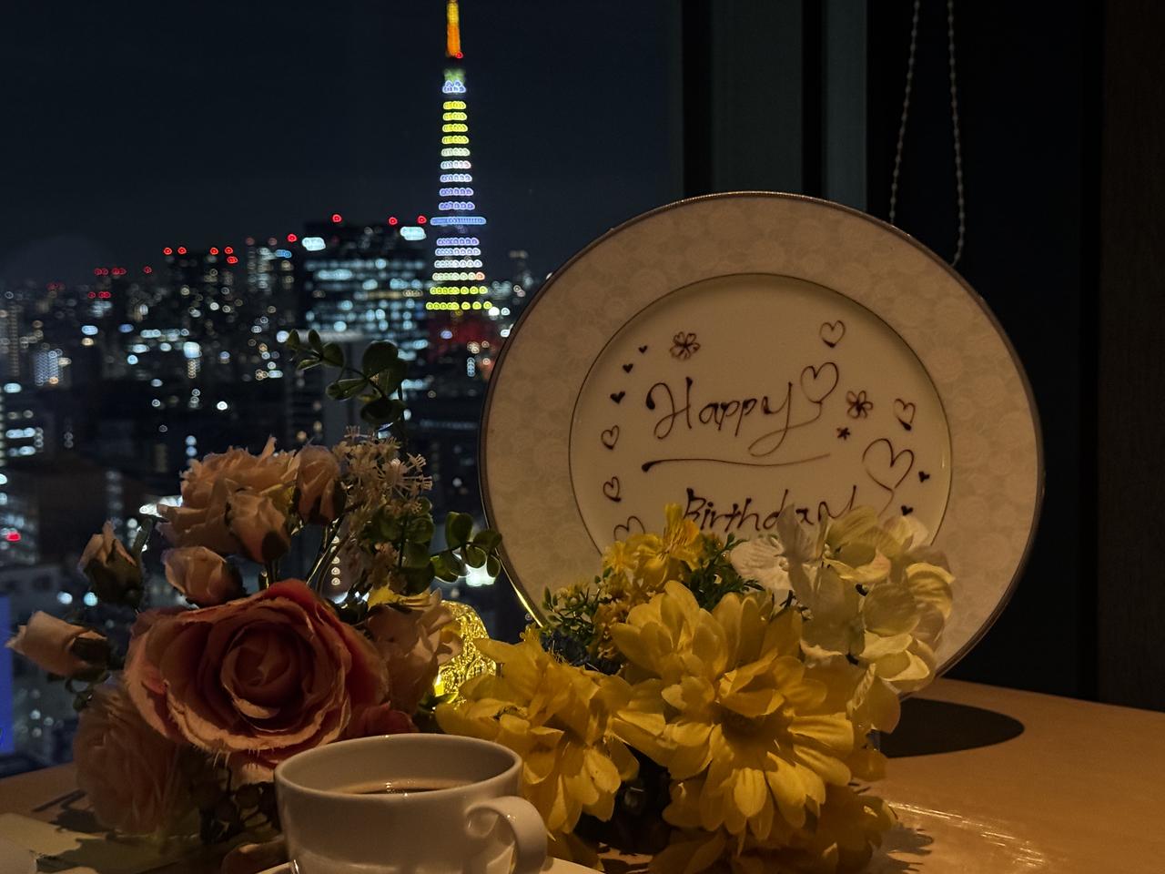 画像1: 東京タワーが色を変えるたび、祝福の気持ちが重なる夜