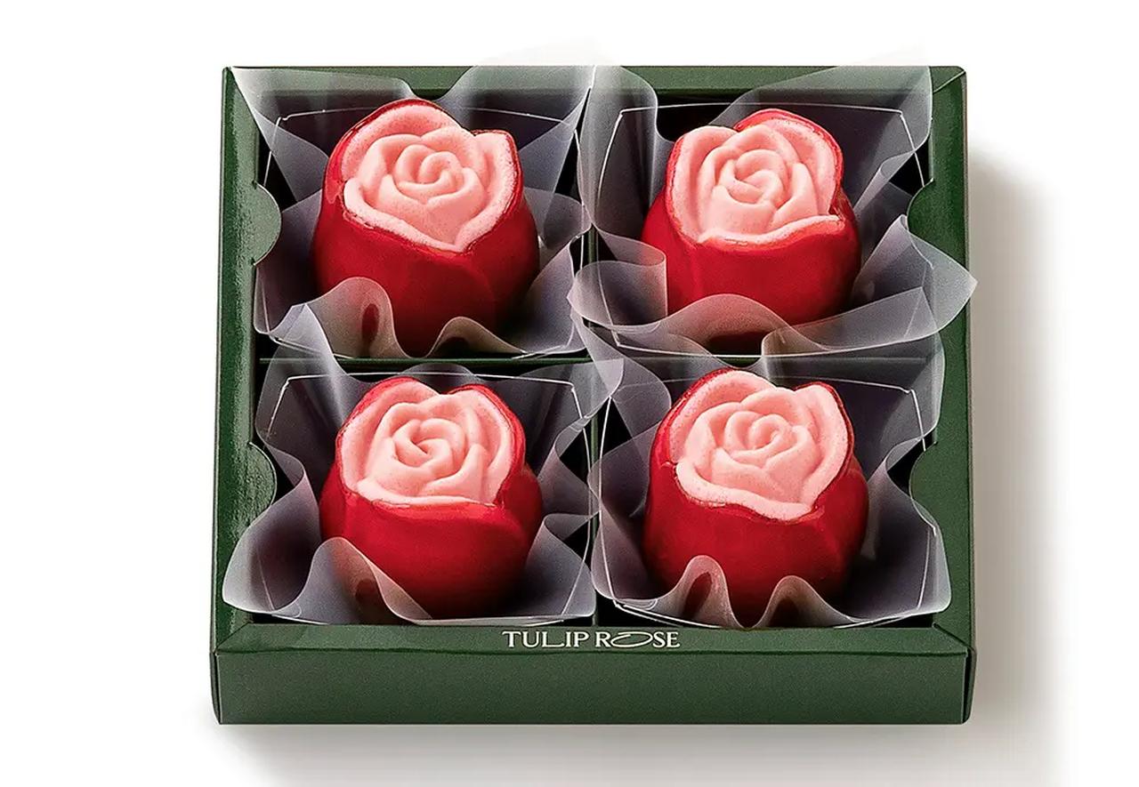 画像: チーズローズ・あまおう苺 【価　格】4個入　1,380円（本体価格1,278円） 【日持ち】当日中 【期　間】2026年4月1日(水)～5月26日(火)頃 【販売店】TOKYO TULIP ROSE 西武池袋店・阪急うめだ店・そごう横浜店・羽田空港第2ターミナル店 【販売時間】 ①開店時～、②16:00～ の1日2回販売 ※要冷蔵 ※おひとり様2箱まで ※表示の価格は参考小売価格です。 ※配送は承っておりません。