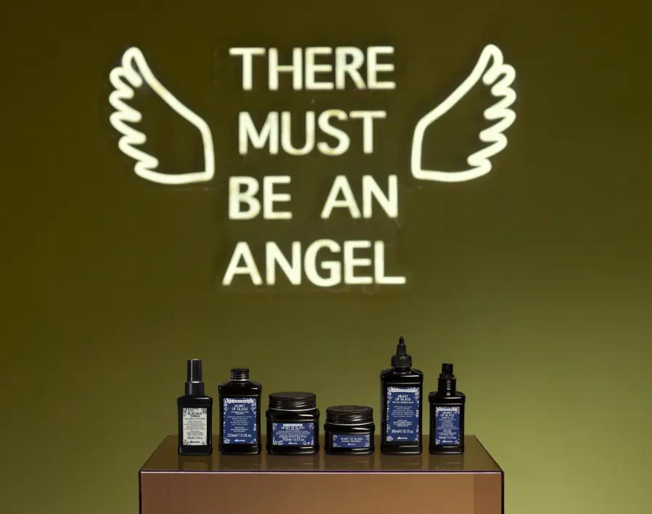 画像: 2ラインでカラーの美しさを最大化