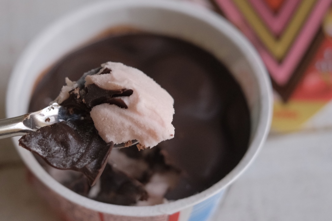 画像: ⚫︎「Variche（バリッチェ）チョコ＆ストロベリー」