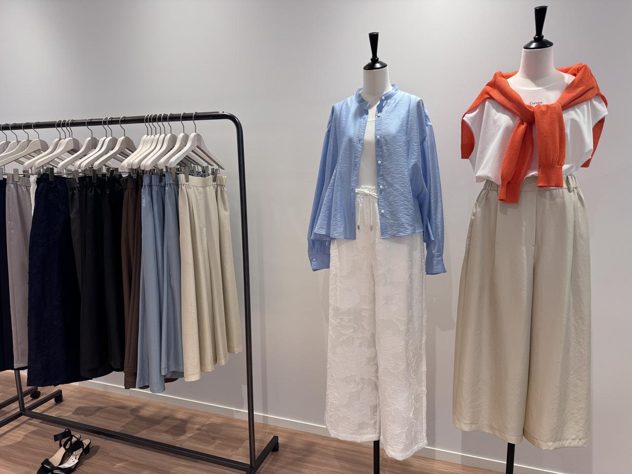 画像1: “ラクしてサマになる”が新常識♡PLSTの進化系イージーパンツ「ラクサマパンツ」でつくる、夏のきれいめリラックス