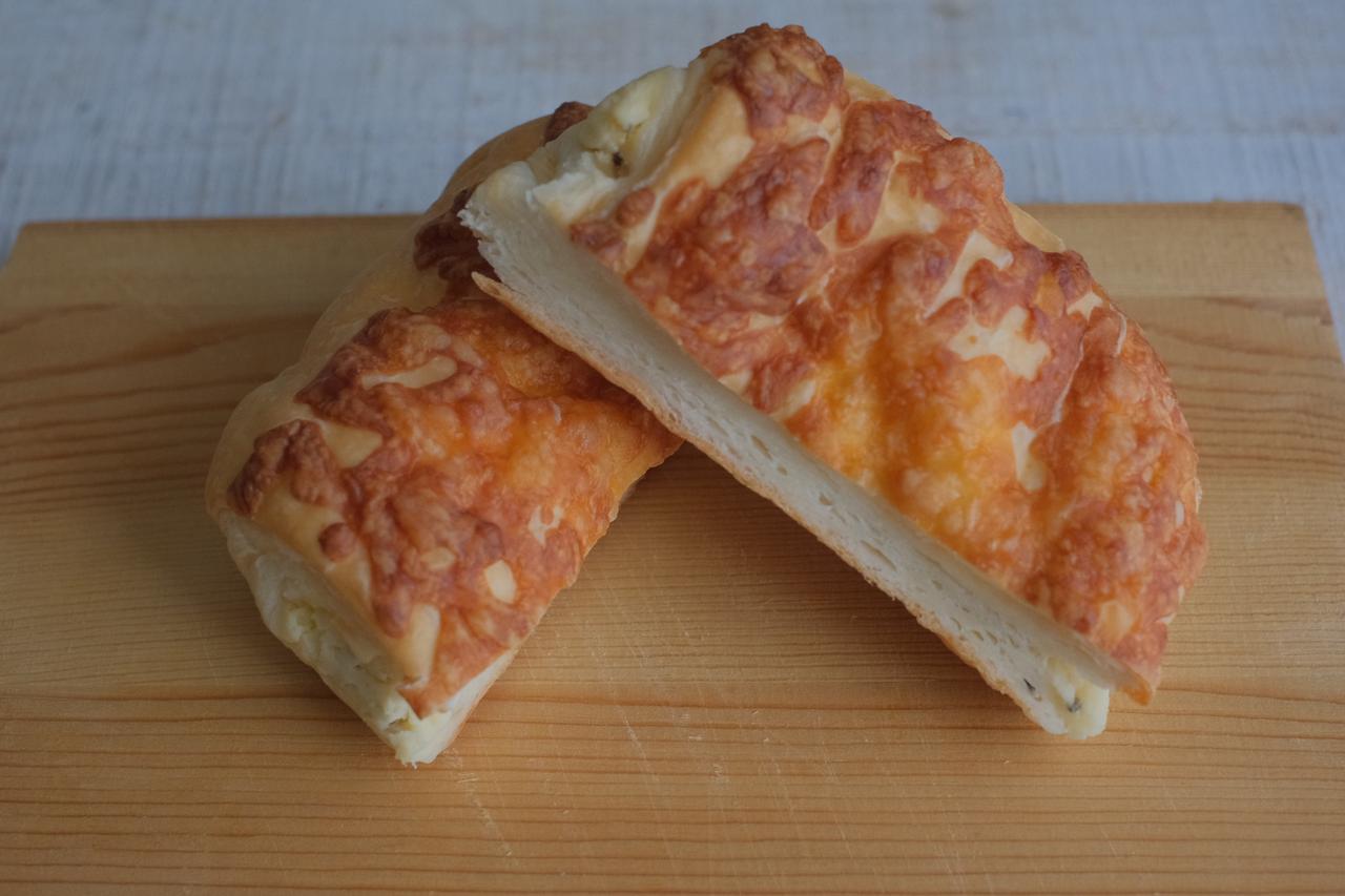 画像2: ⚫︎「も〜っちり食感チーズパン」