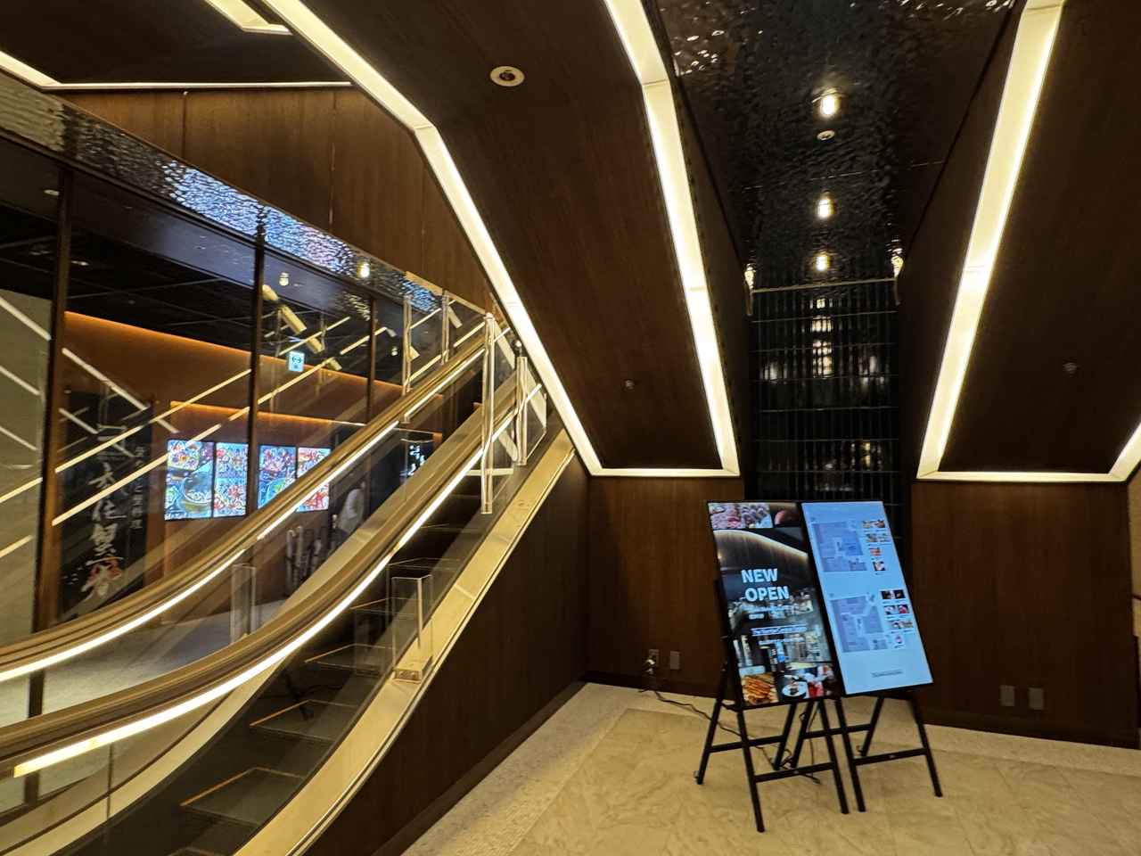 画像2: 大阪・難波に“本場の香住ガニ”がやってきた♡「香住蟹一番」で味わう鮮度の頂点と贅沢フルコース体験