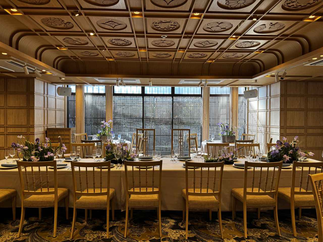 画像: ■FURUMAI ・面積：85.34㎡ ・収容人数：立食最大70名 / 着席最大56名（円卓