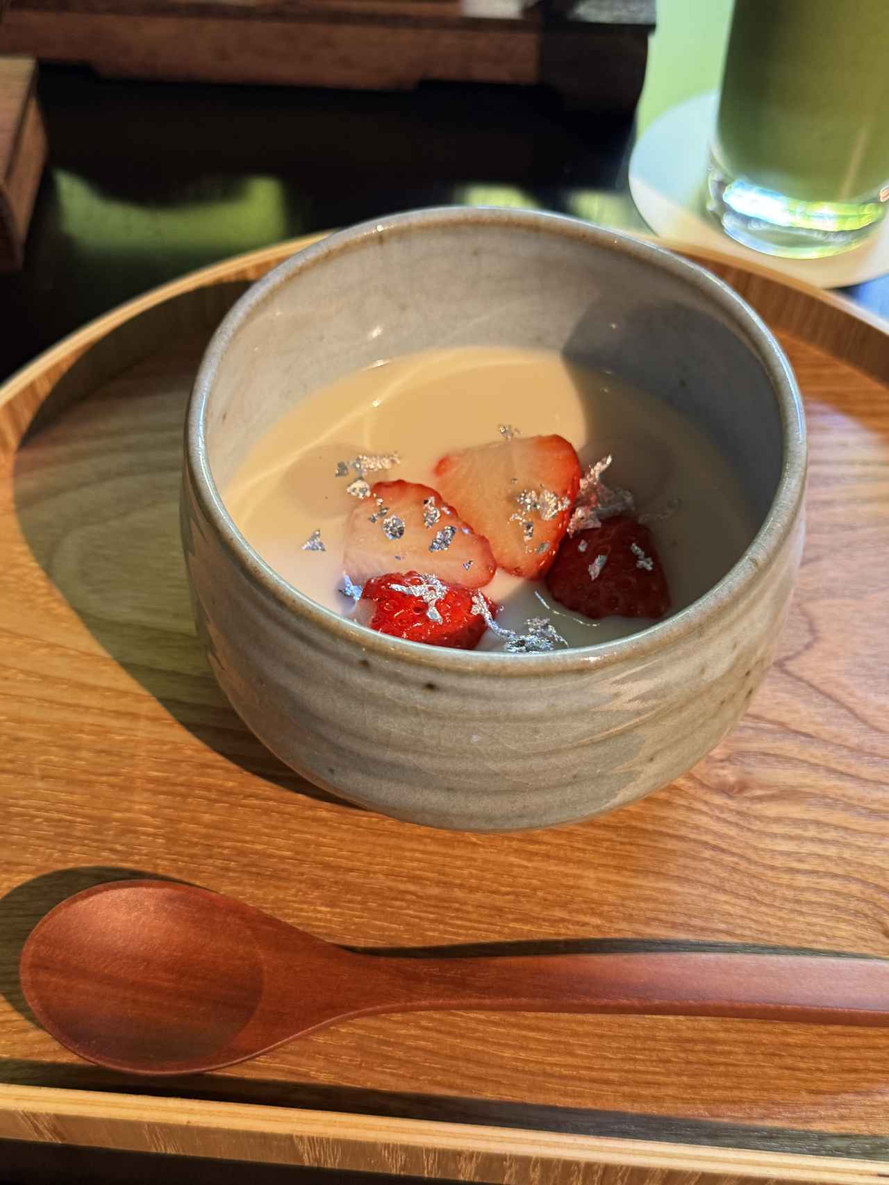 画像: ひんやり⽩のおしるこ マスカルポーネ仕⽴て　1,100円（税込）