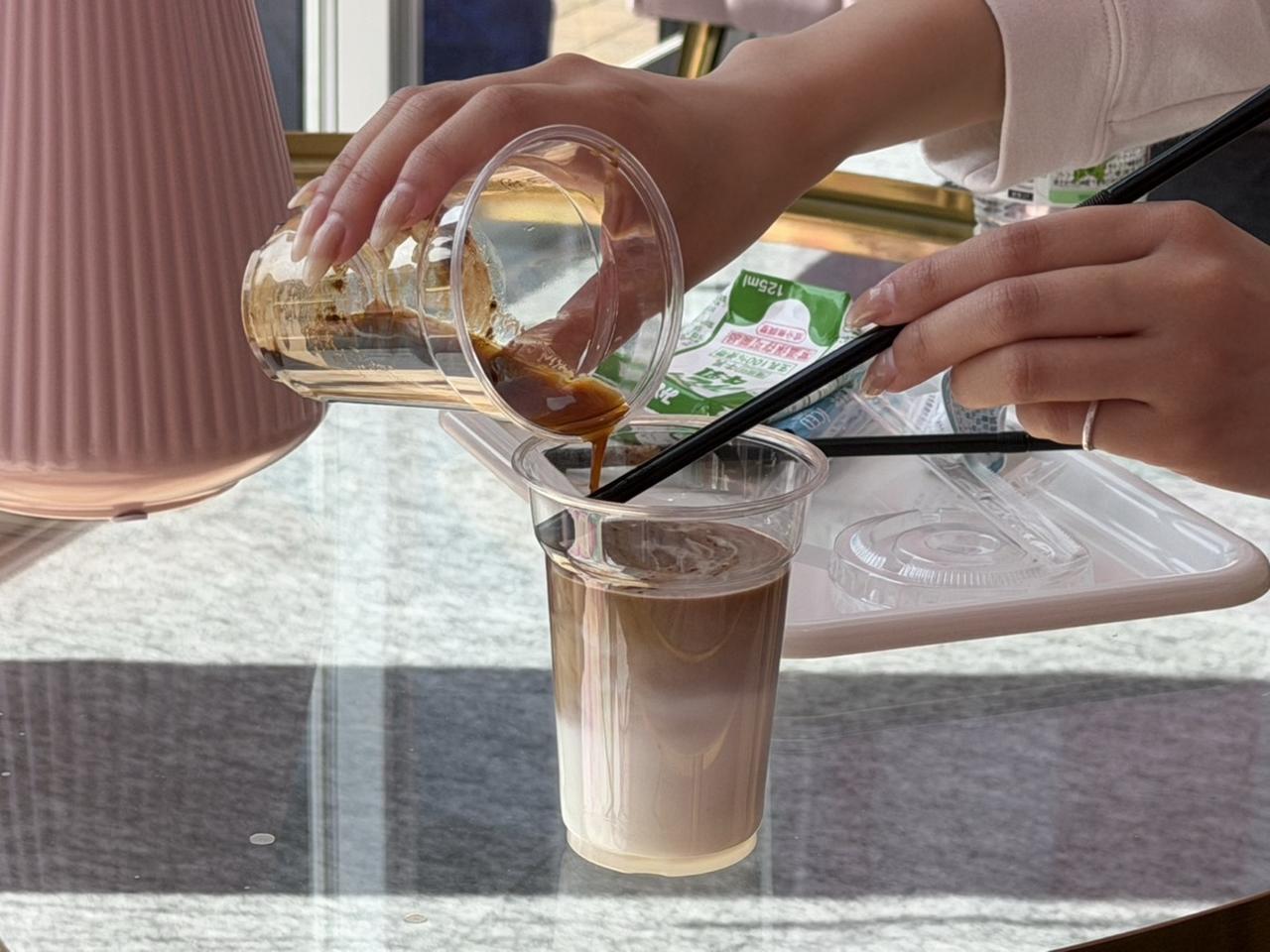 画像2: 101号室で映えラテ作りに挑戦！