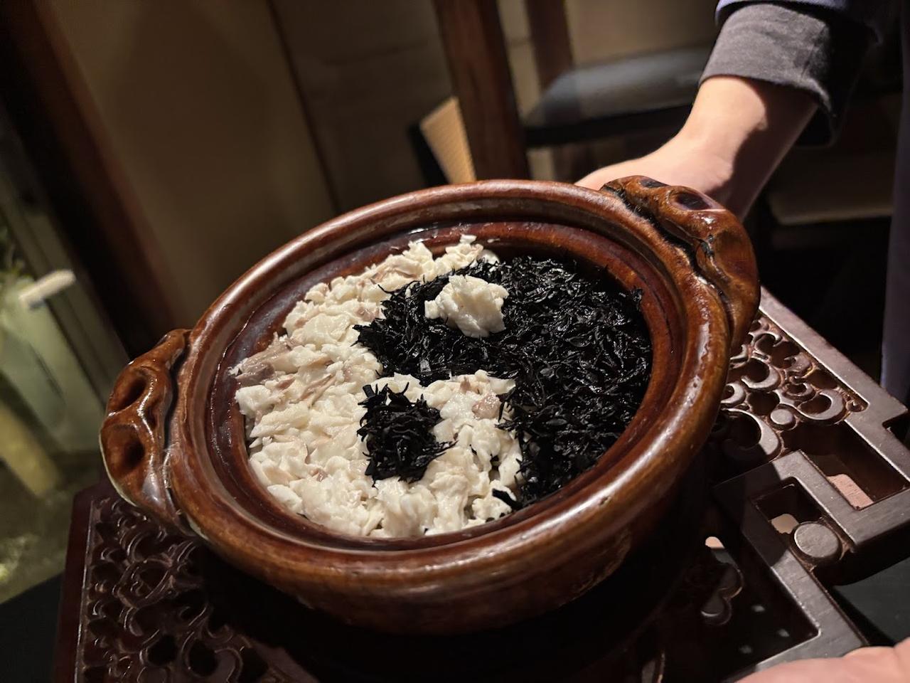 画像: 【食事】鯛とひじきと舞茸の釜飯 ちりめん山椒 木の芽