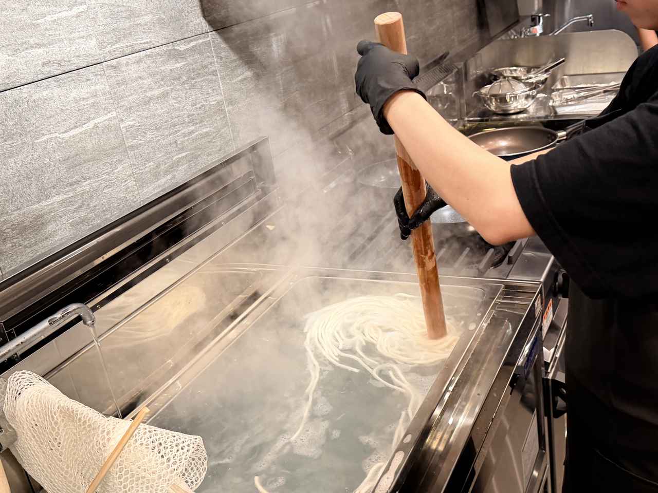 画像9: 世界一贅沢な和牛うどん♡A5和牛×すき焼き×体験型『麺屋いしヰ 銀座店』が5月24日グランドオープン！