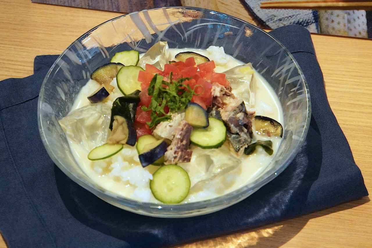 画像: ①さらっと美味しく夏を乗り切る!「サバと夏野菜の豆乳仕立て」