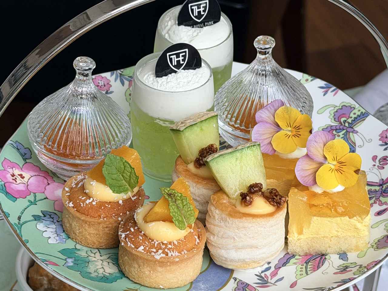 画像1: 果汁たっぷり♡食べごろ初夏フルーツ「メロン＆マンゴー」ザ ロイヤルパークホテル アイコニック 東京汐留