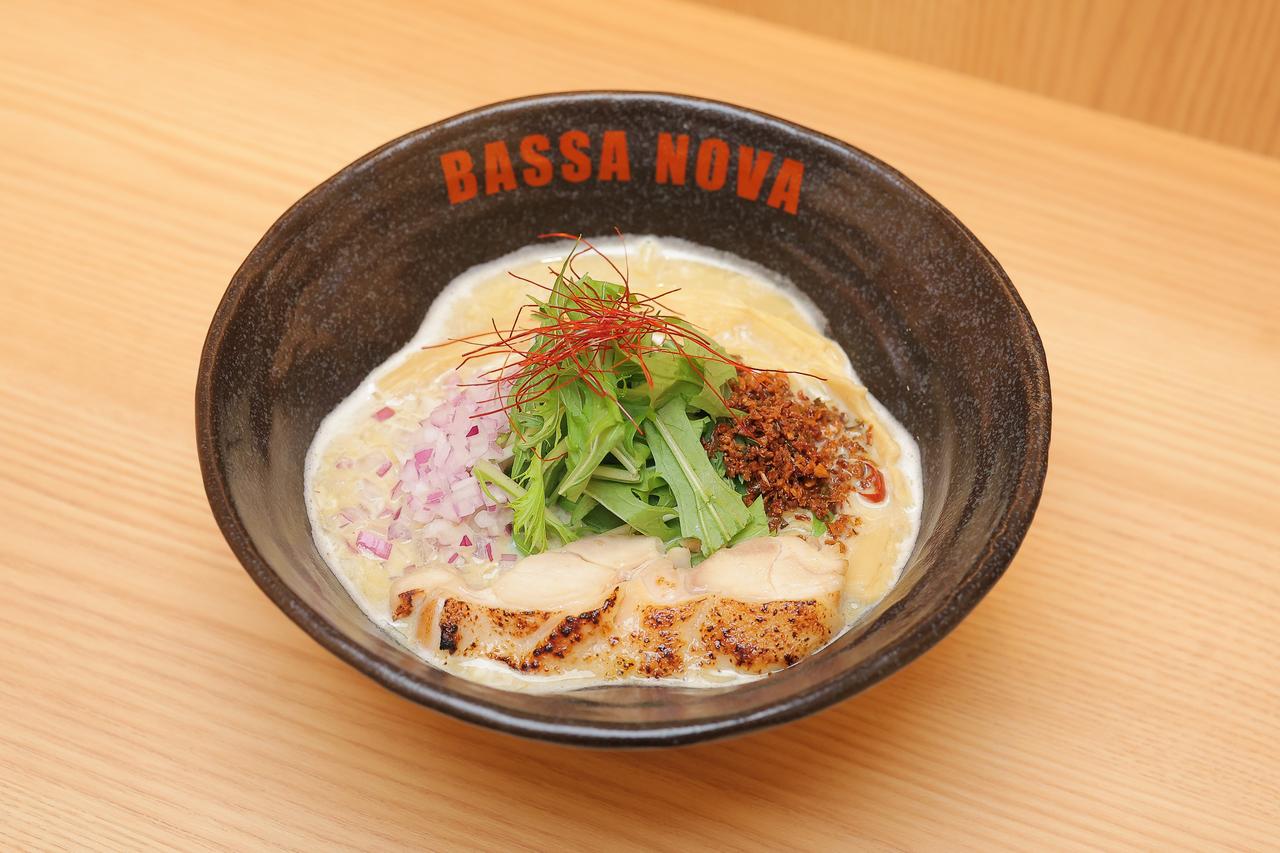 画像: ・グリーンカレーラーメン(1,700円)