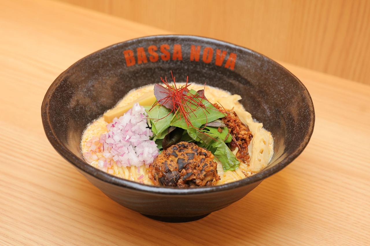画像: ・トムヤムクンラーメン(1,700円)