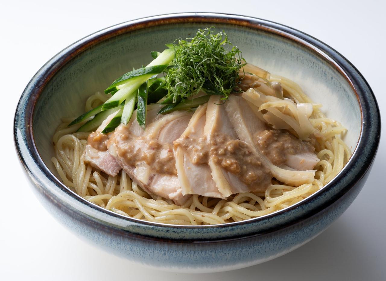 画像: だし和え麵 蒸し鶏 1,400円(税込) ・おすすめの組み合わせ 中華麺+茅乃舎だし