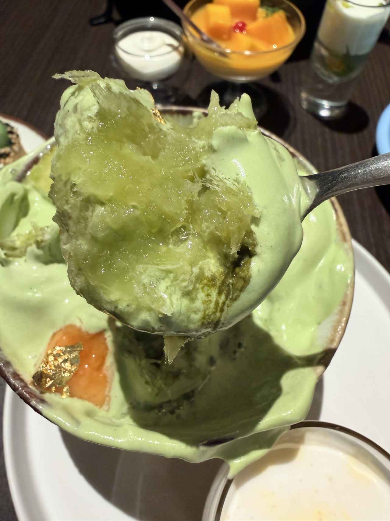 画像1: 八ヶ岳天然氷がとろける、夏だけのご褒美♡【東京ベイ潮見プリンスホテル】に「抹茶かき氷のアフタヌーンティー」が登場