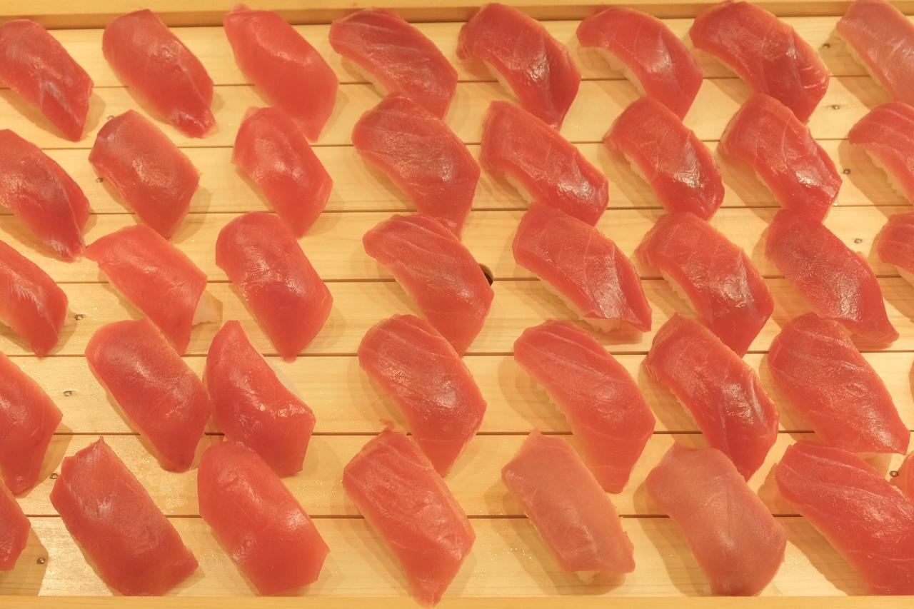 画像: 大ネタ天然本マグロ握り