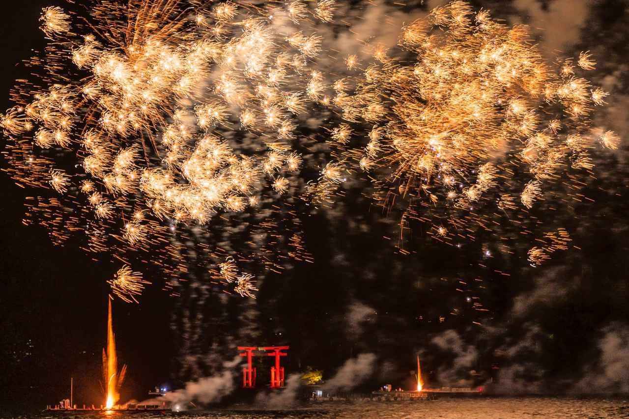 画像2: 夏の箱根は花火大会や大文字焼きなどイベントが満載