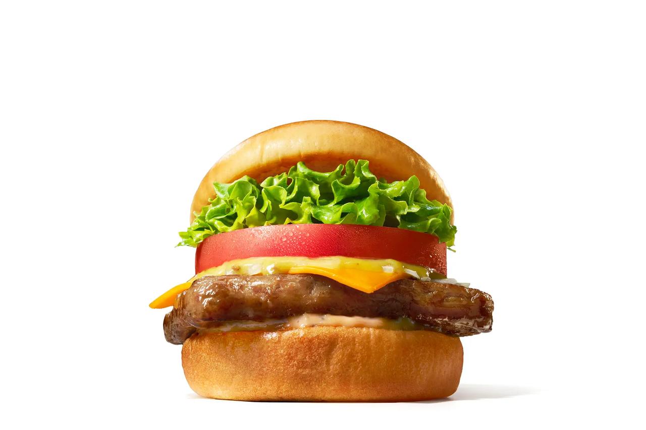 画像: 「ブラックアンガスバーガー」（730円）※数量限定、無くなり次第終了 ■販売期間：2026年7月15日（水）～ 9月上旬 ■販売店舗：全国のモスバーガー店舗（一部店舗除く）