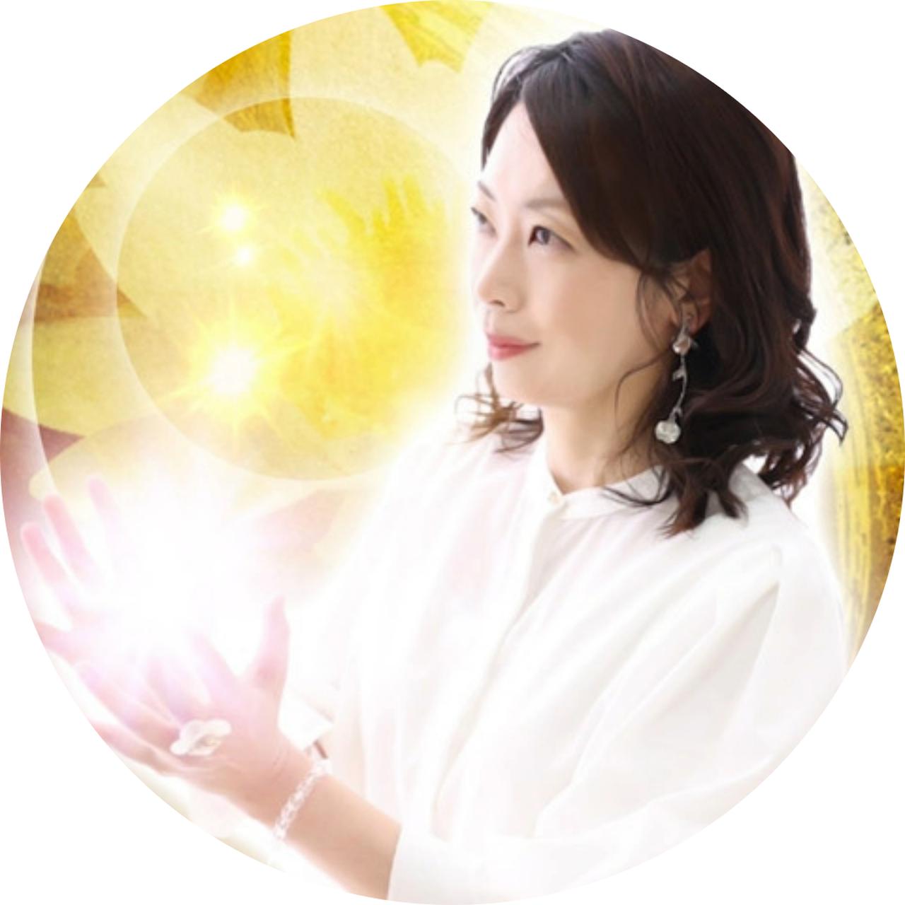 画像1: なぜか恋愛がうまくいく人の特徴とは？愛されるオーラとチャクラの整え方