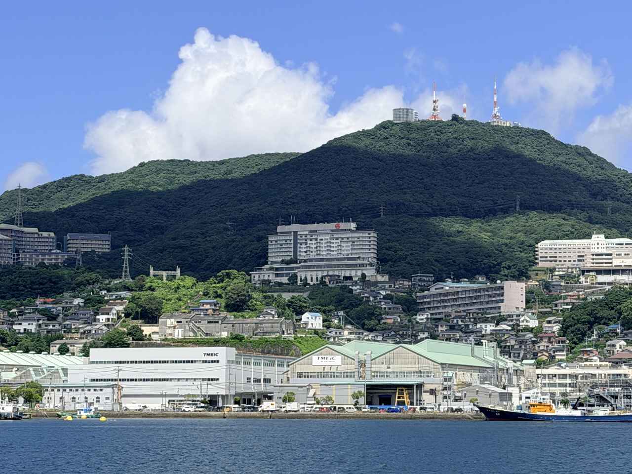 画像: 長崎港からみた「大江戸温泉物語Premium 長崎ホテル清風」