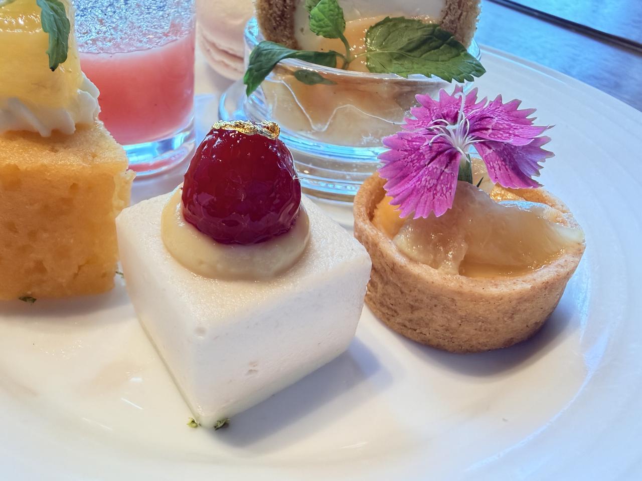 画像10: 丸の内ハニー × プレミアムピーチをホテルで堪能!今だけの繊細な味わいを満喫しよ♡