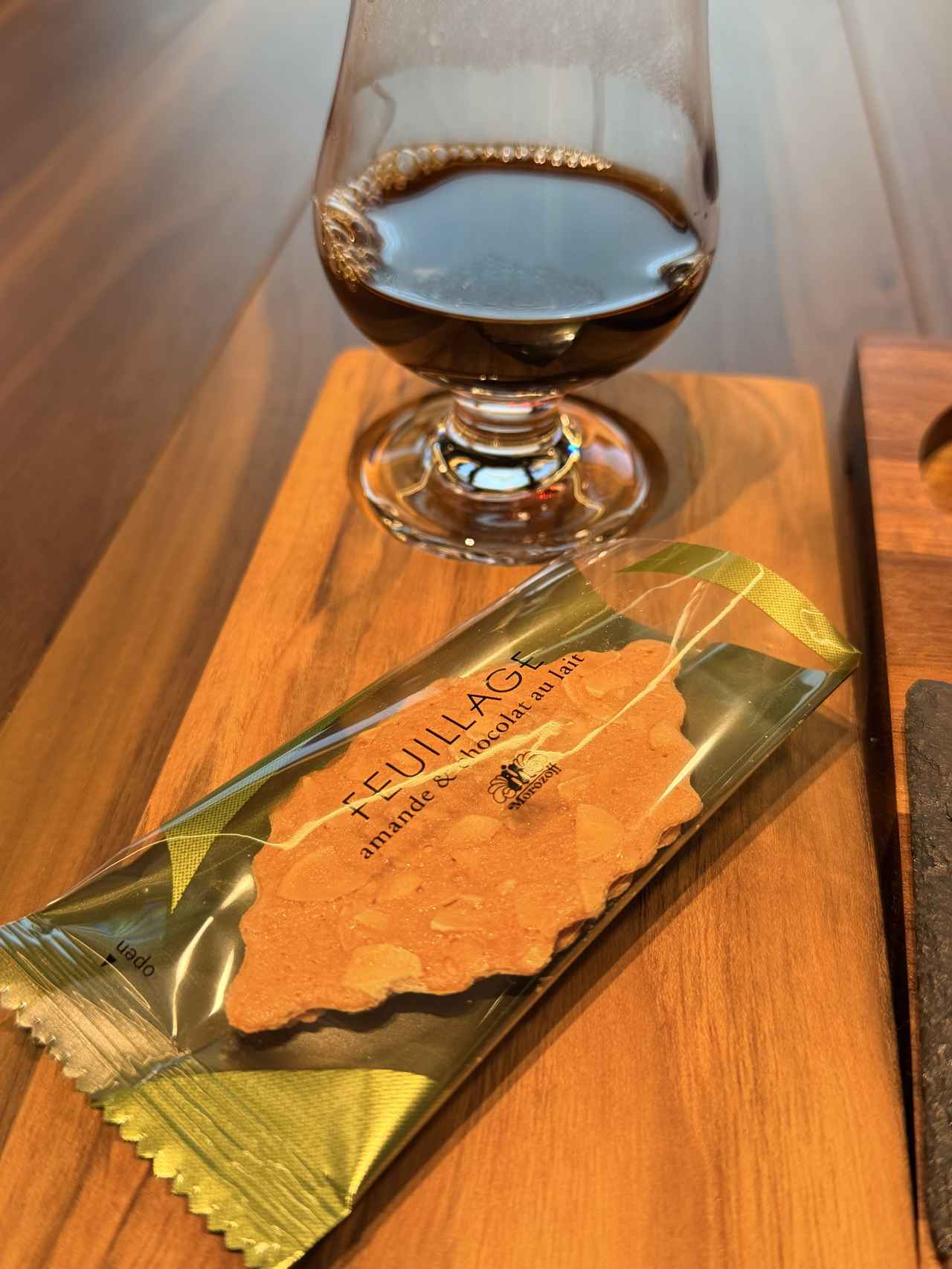 画像: モロゾフとコラボしたリーフクッキーとのペアリングがとってもわかりやすく。そして何よりおいしいので購入して自宅でも試したくなること間違いなし!売店で購入できます。