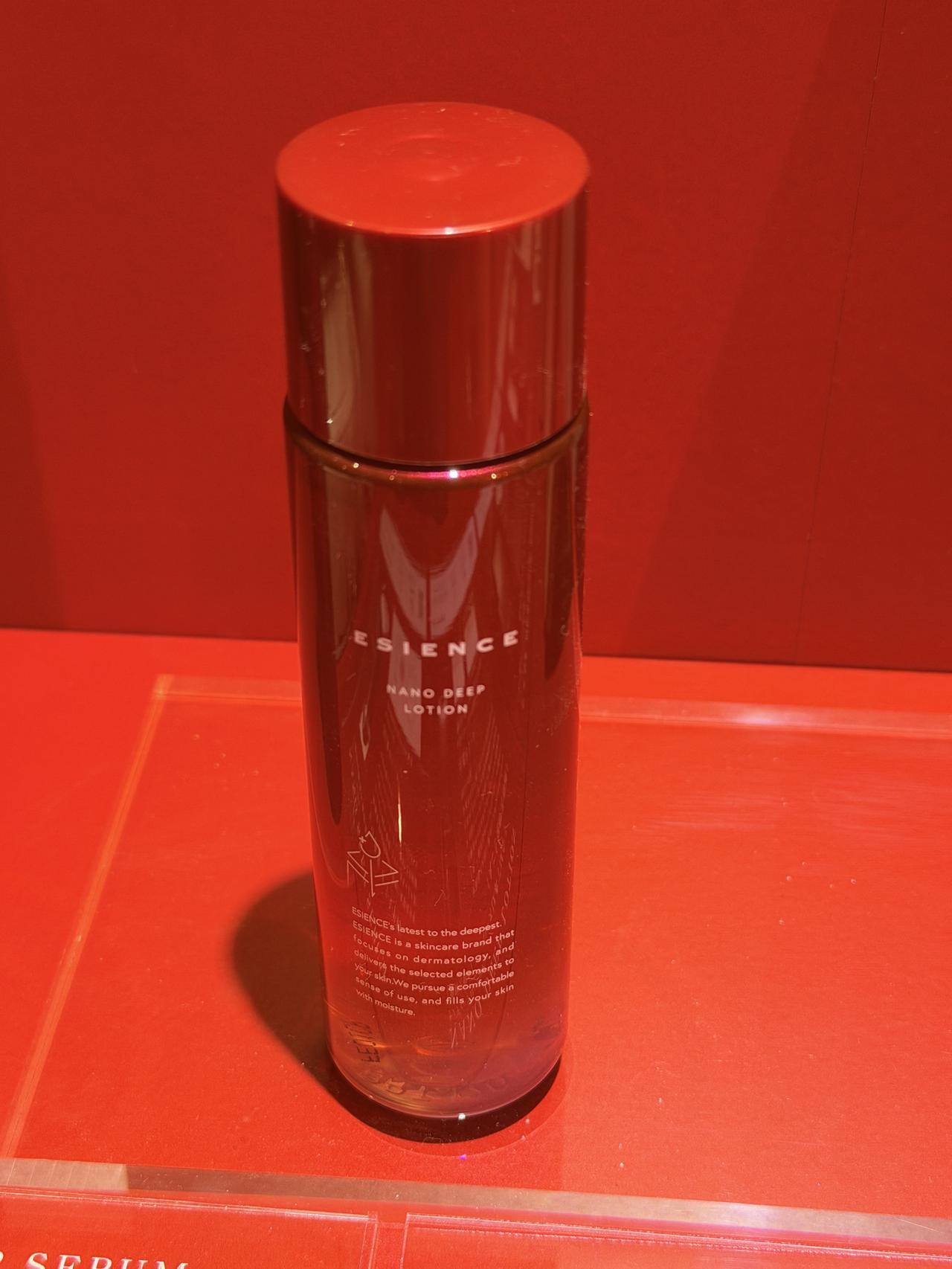 画像: ESIENCEナノディープローション 内容量:120ml(約1ヶ月分) 価格:3,300円(税込)