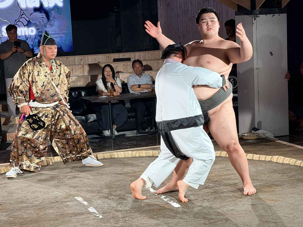 画像1: 「観る・食べる・参加する」五感で楽しむ贅沢な90分間