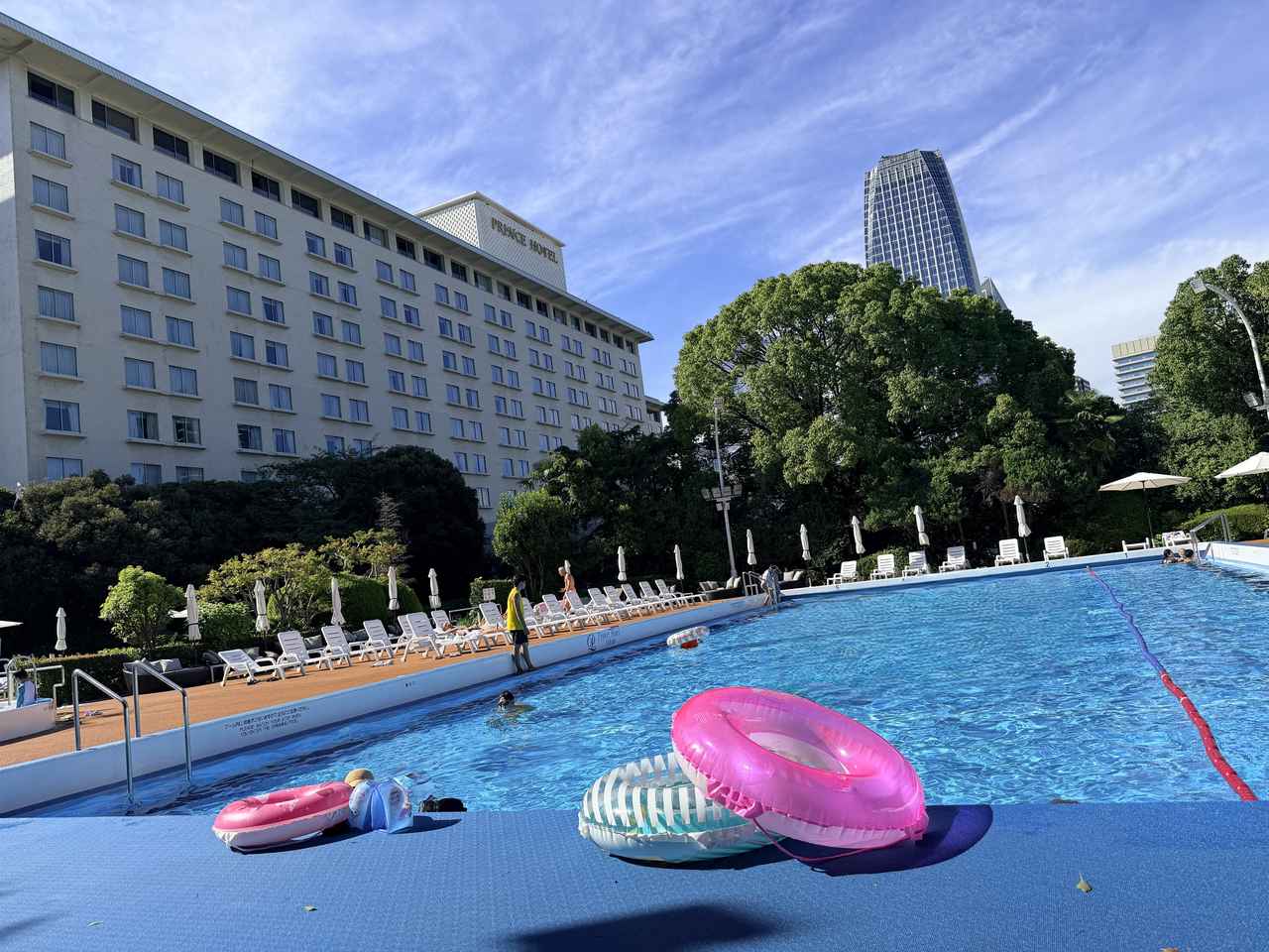 画像: デイプールは8月31日まで www.princehotels.co.jp